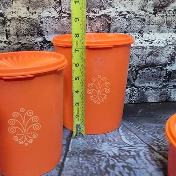 Vintage 1970's Set of 4 Orange Tupperware Servalier Nesting Flower - Picture 5 of 8